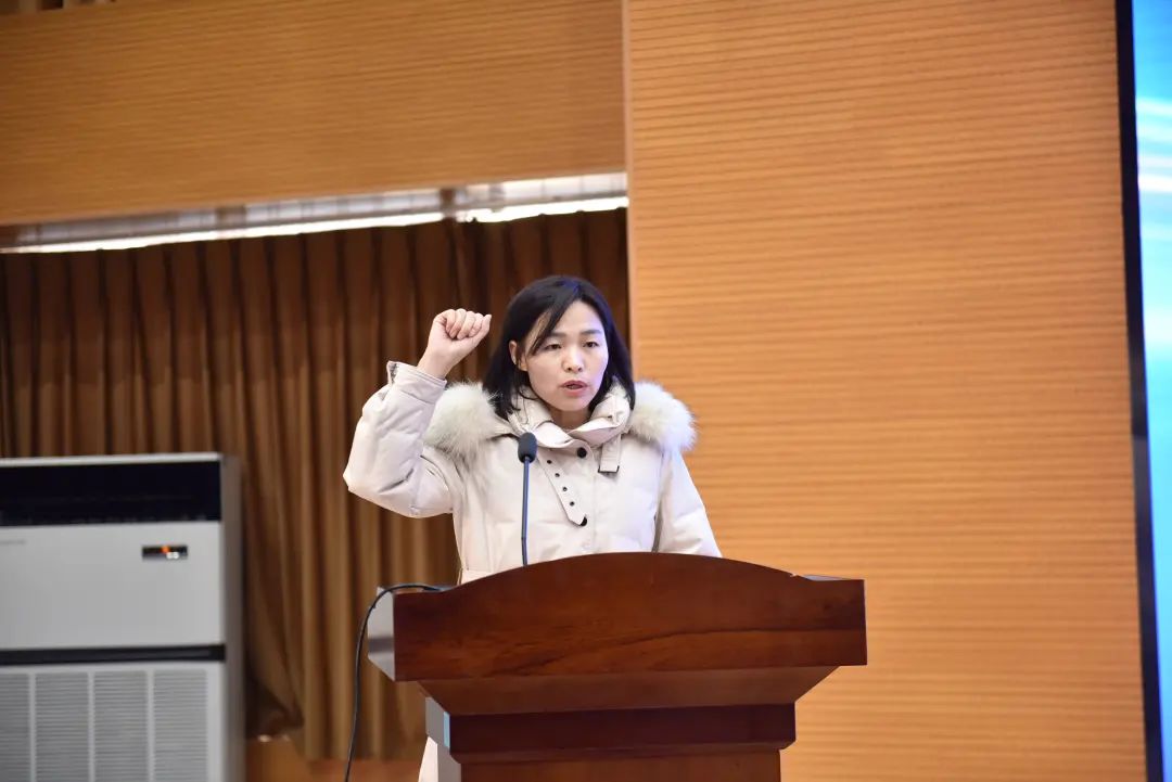 发挥出色