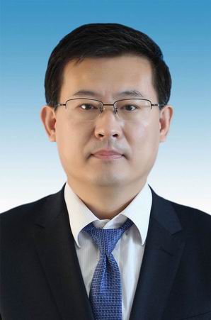 任菏泽地区郓城县审计局干部