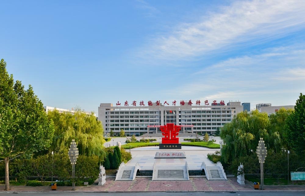 地址：德州市德城区大学东路689号