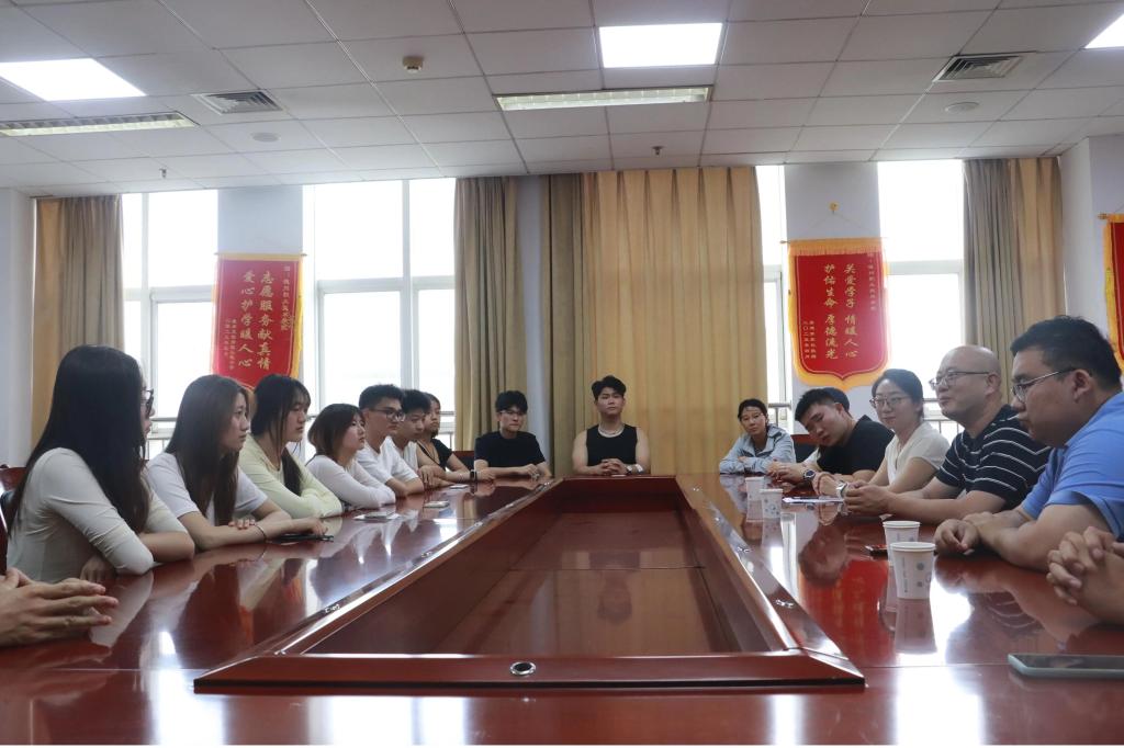 建筑园林工程系团总支承办