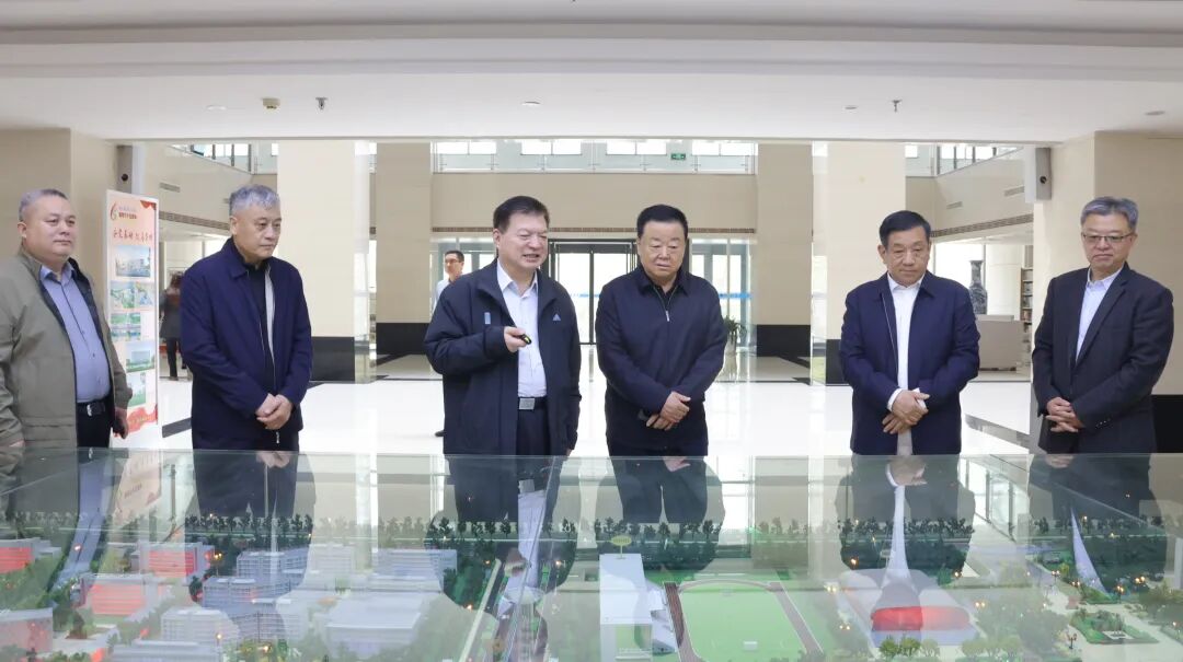 校必赢3003登录平台介绍委员