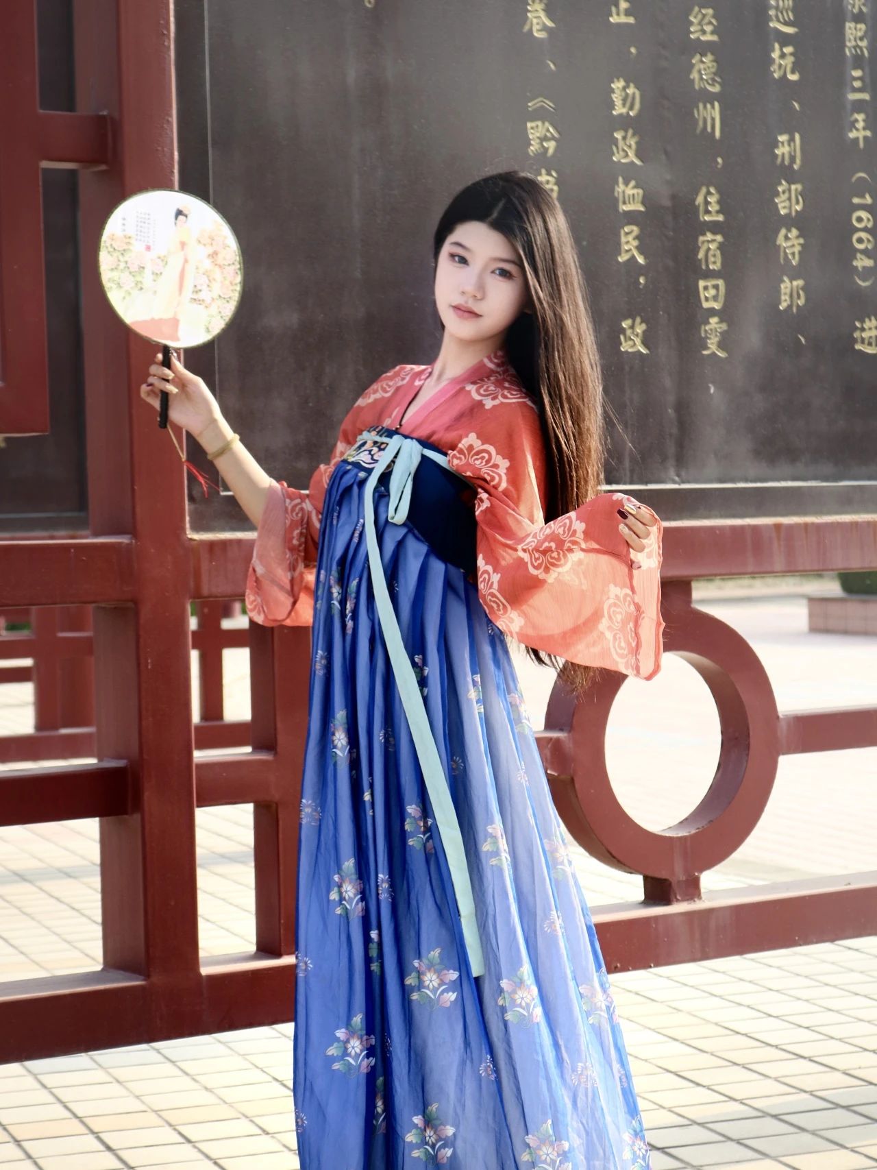 在这充满诗意与温情的日子里