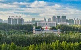对照市委...